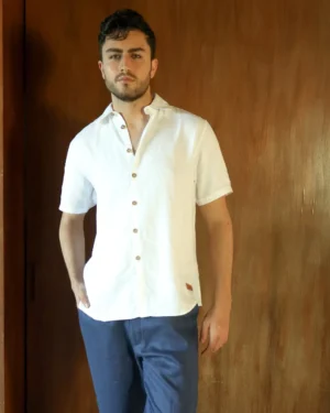 Camisa de lino blanca manga corta